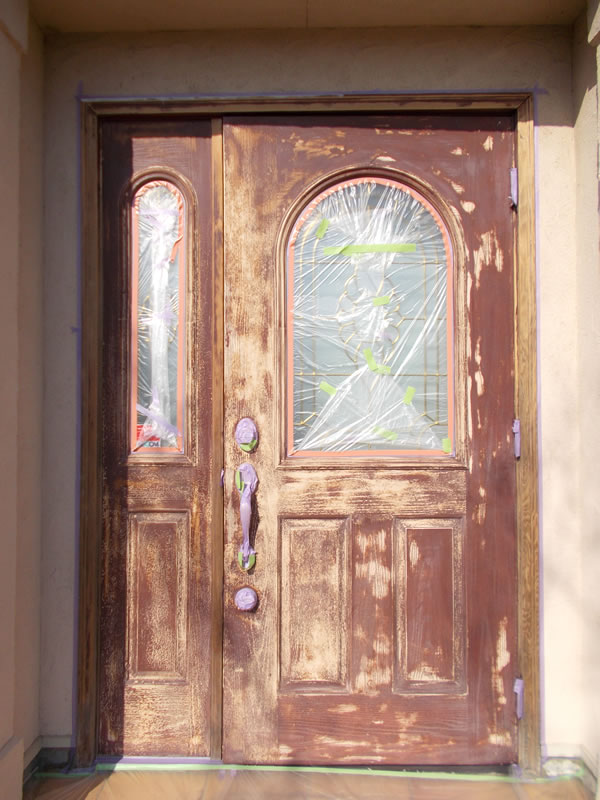 玄関ドア塗装（下地処理）
